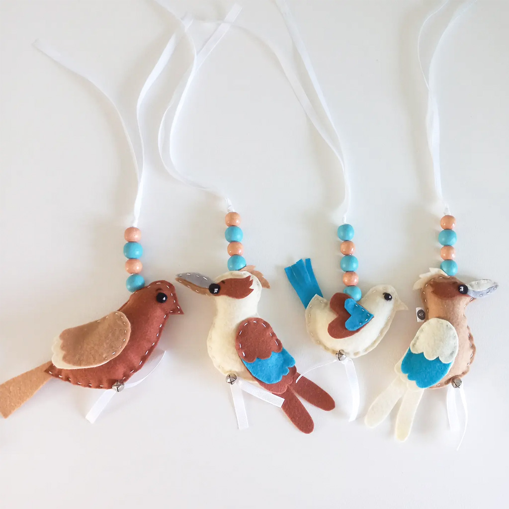 bird-dangles-baby-nursery-accessories