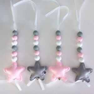 pink-star-dangles-nursery-accessories